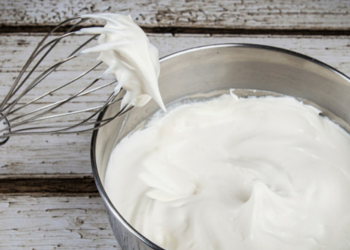 How to Make homemade whipped cream with raw milk and coconut milk