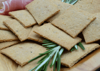 rosemary tallow crackers