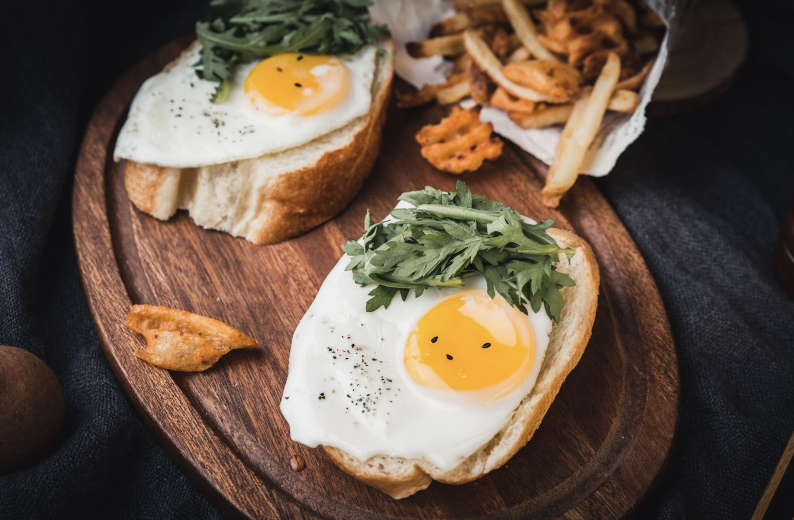 Egg-cellent Nutrition: Unveiling the Health Benefits of Eating Eggs