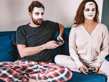 Do Men And Women Really Need Different Beauty And Skin Care Products?