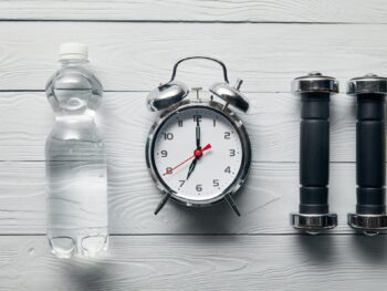 The Impact of Fasting on Exercise Performance and Recovery: A Guide to Age-Related Considerations (How is Fasting and Exercise Connected?)